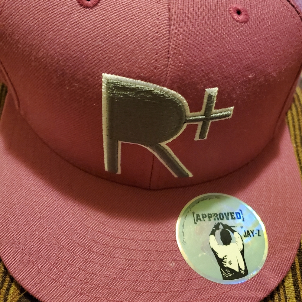Roca Wear fitted